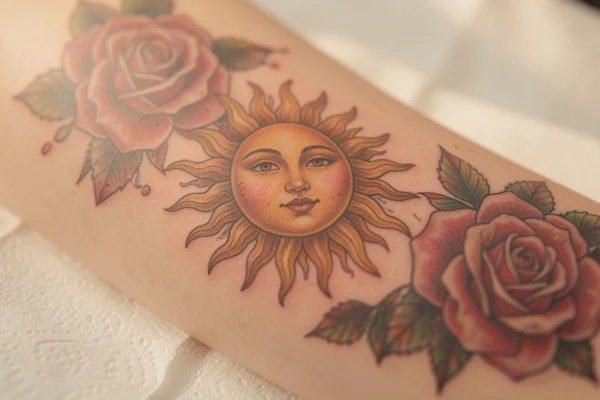 31 Bold Elegant Feminine American Traditional Tattoos You’ll Want to Try