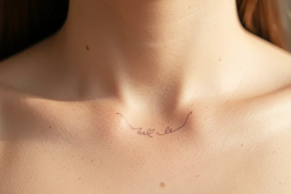 Need Meaningful Collar Bone Tattoos Inspiration? Try These 7